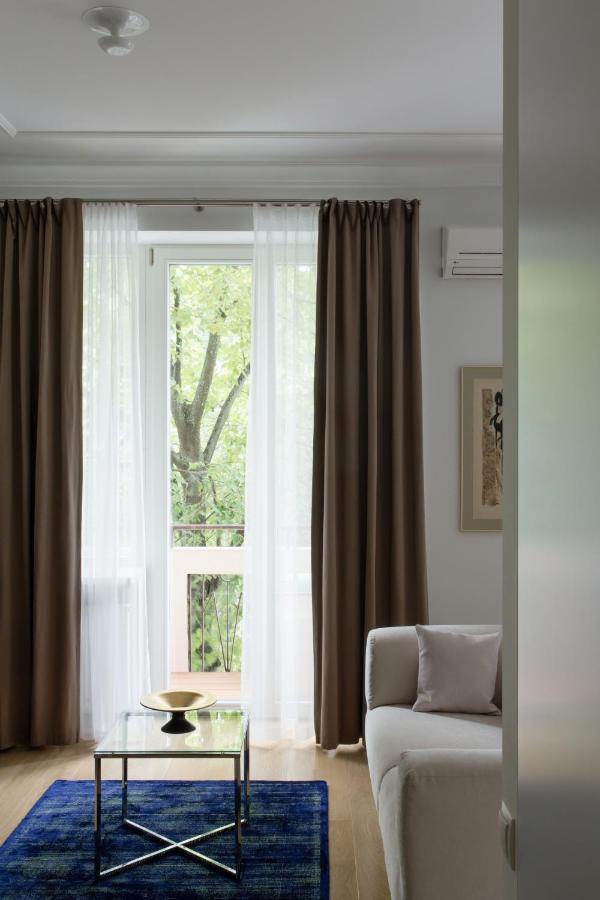 Design Studio Apartment With Balcony By Hostlovers Kaunas Exteriör bild