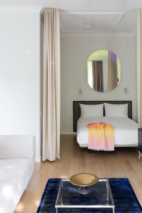 Design Studio Apartment With Balcony By Hostlovers Kaunas Exteriör bild